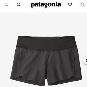 NWT Patagonia Women’s Stretch Hydropeak surf shorts in ink black size Small